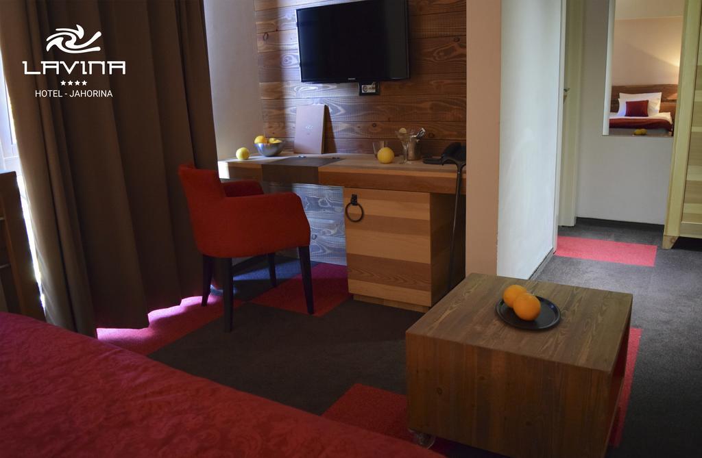 Lavina Hotel